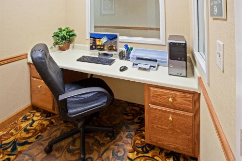Country Inn & Suites by Radisson, Knoxville West, TN image 16